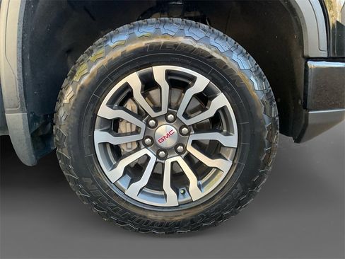 Used 2023 GMC Sierra 1500 AT4 w/ Technology Package image 16