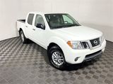 Used 2019 Nissan Frontier SV image 3