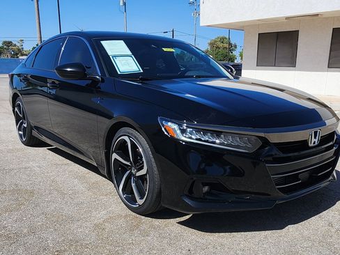 Used 2022 Honda Accord Sport image 3