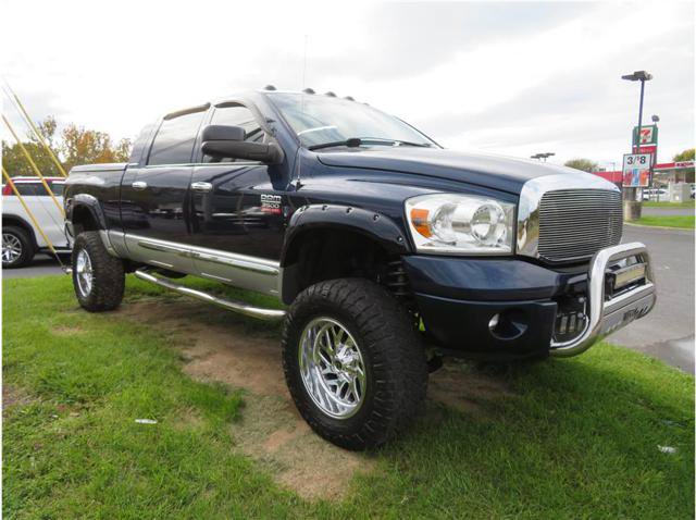 Used 2007 Dodge Ram 3500 Truck Laramie w/ Protection Group AWD/4WD image 15