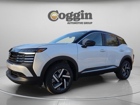 New 2026 Nissan Kicks SV image 1