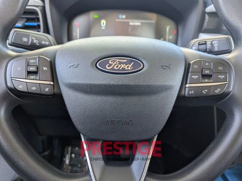 Used 2025 Ford Maverick XLT image 16