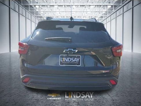 New 2026 Chevrolet Trax RS w/ Sunroof Package image 5