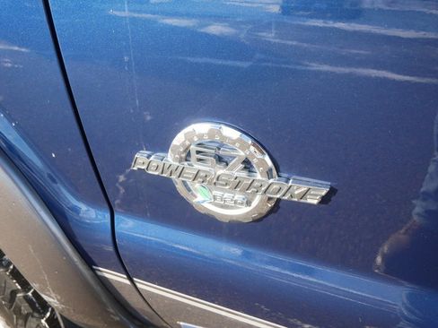 Used 2011 Ford F350 Lariat w/ Lariat Interior Pkg image 9