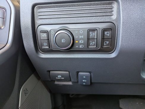 New 2026 Ford F250 Lariat image 30