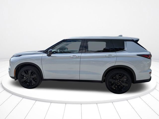 New 2026 Mitsubishi Outlander LE FWD image 7