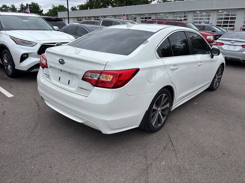 Used 2016 Subaru Legacy 2.5i Limited AWD/4WD image 4