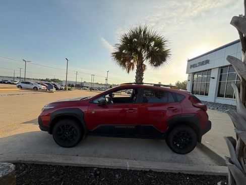 Used 2024 Subaru Crosstrek 2.5i Wilderness AWD/4WD image 7