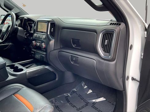 Used 2021 GMC Sierra 1500 AT4 w/ AT4 Premium Package AWD/4WD image 16