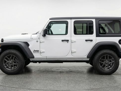 Used 2025 Jeep Wrangler Sport S image 5