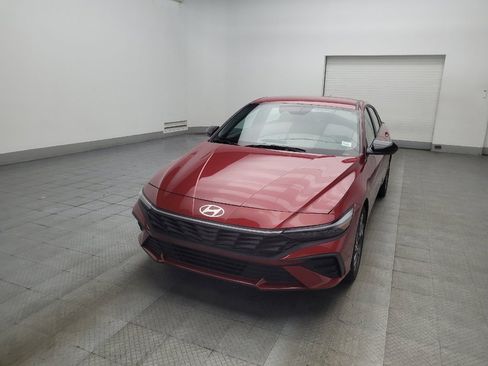Used 2025 Hyundai Elantra Sport FWD image 15