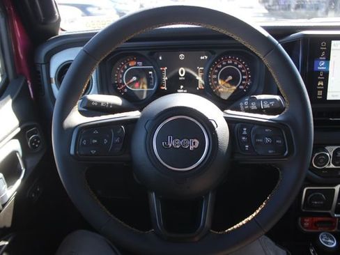 Used 2024 Jeep Wrangler Willys image 14