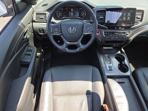 Certified 2023 Honda Passport EX-L image 32