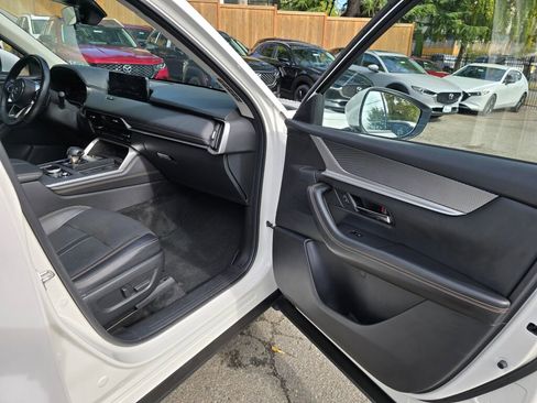 Certified 2024 MAZDA CX-90 Plug-In Hybrid w/ Preferred image 28