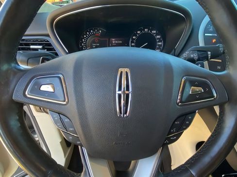 Used 2016 Lincoln MKC Reserve w/ Lincoln MKC Climate Package AWD/4WD image 18