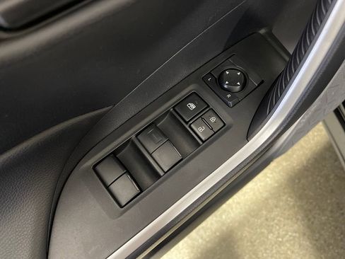 Certified 2025 Toyota RAV4 LE AWD/4WD image 16
