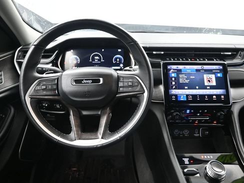 Used 2022 Jeep Grand Cherokee L Limited w/ Luxury Tech Group II AWD/4WD image 33