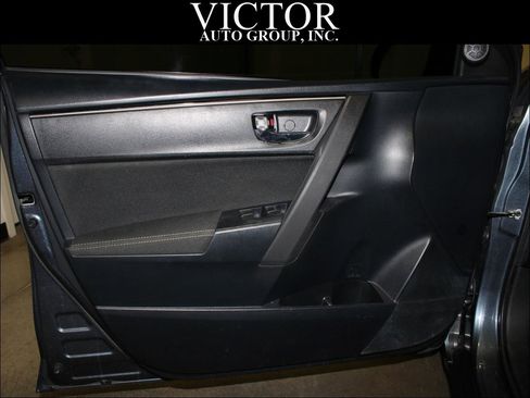 Used 2019 Toyota Corolla LE image 15