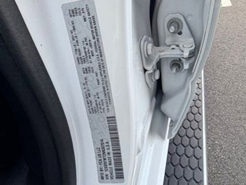 Certified 2022 RAM 1500 Big Horn image 27