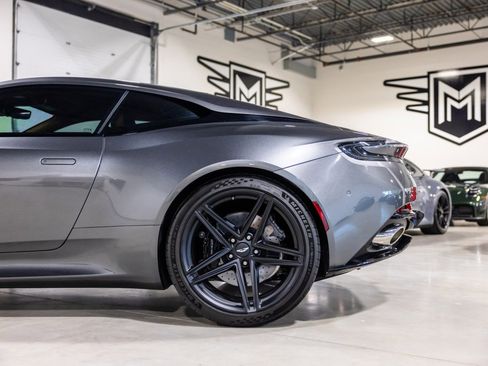 Used 2024 Aston Martin DB12 Coupe image 16