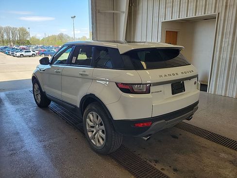 Used 2016 Land Rover Range Rover Evoque SE AWD/4WD image 7