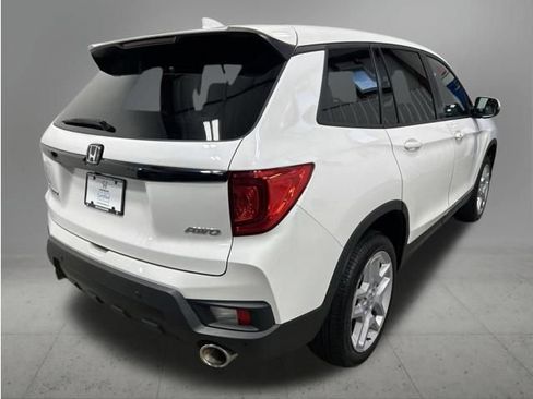 Certified 2024 Honda Passport EX-L image 6