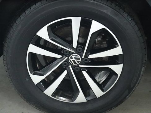 Used 2023 Volkswagen Tiguan S FWD image 12