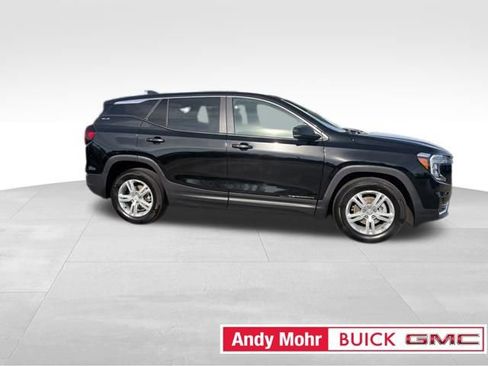 Used 2024 GMC Terrain SLE FWD image 14