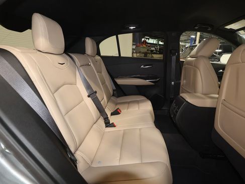 Certified 2025 Cadillac XT4 Premium Luxury image 25