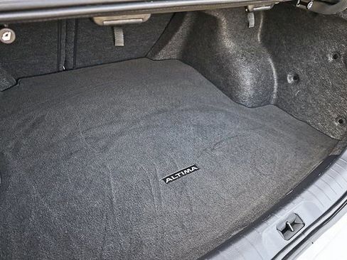 Used 2025 Nissan Altima 2.5 SV image 19