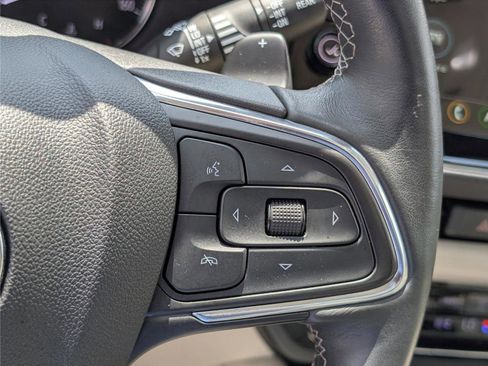 Used 2023 Buick Envision Avenir AWD/4WD image 26