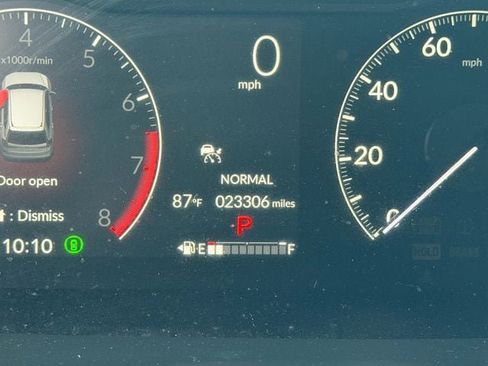 Used 2024 Honda CR-V LX image 27