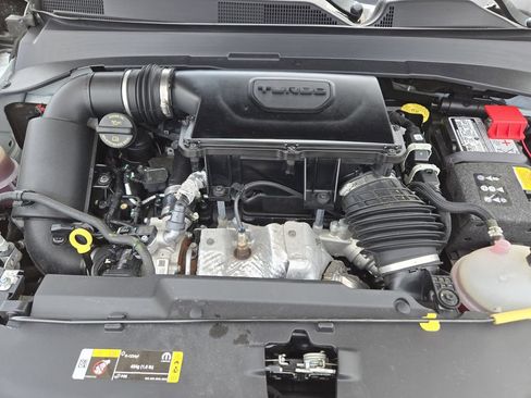 Used 2024 Jeep Compass Trailhawk AWD/4WD image 25