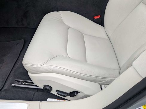 Used 2024 Volvo S60 B5 Plus w/ Climate Package FWD image 19