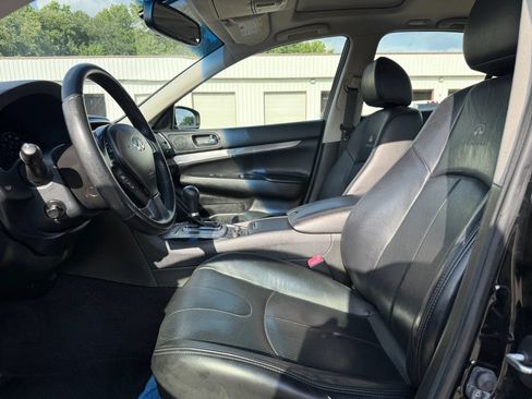 Used 2012 INFINITI G37 x Sedan w/ Premium Pkg AWD/4WD image 2