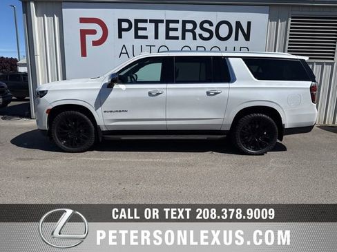 Used 2024 Chevrolet Suburban Premier AWD/4WD image 7