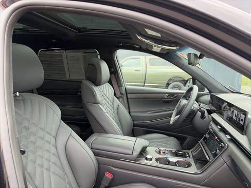 Used 2026 Genesis GV80 3.5T Prestige AWD/4WD image 9