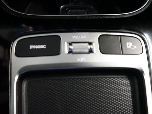 Used 2025 Mercedes-Benz CLA 250 w/ Exclusive Package image 18