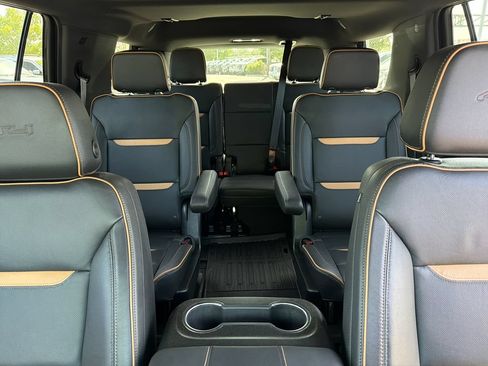 Used 2024 GMC Yukon AT4 w/ Technology Package AWD/4WD image 40