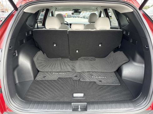 Certified 2025 Hyundai Tucson SEL image 21