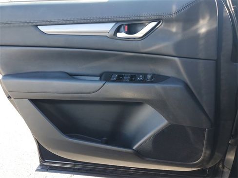 Used 2019 MAZDA CX-5 Touring image 29