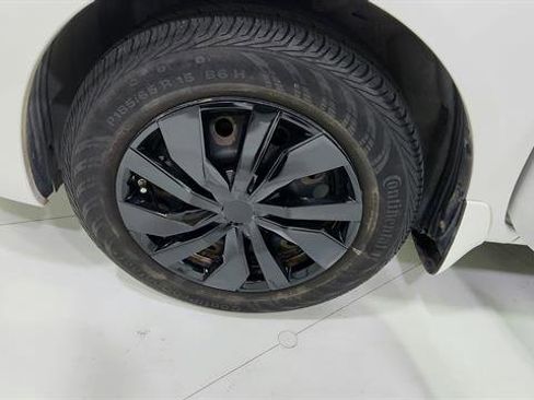 Used 2016 Nissan Versa S Plus image 25