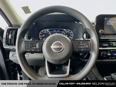 Certified 2022 Nissan Pathfinder S FWD image 11