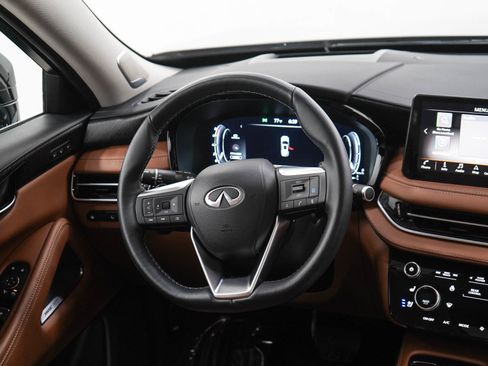 Used 2025 INFINITI QX60 Sensory AWD/4WD image 14