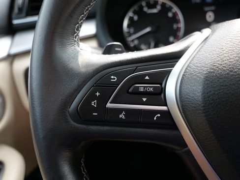 Used 2021 INFINITI QX50 Sensory AWD/4WD image 28