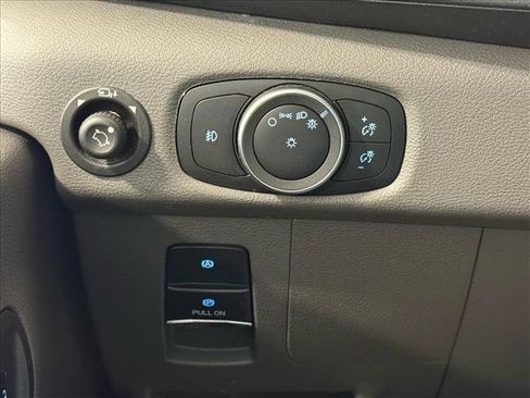 Used 2023 Ford Transit 350 XLT image 22