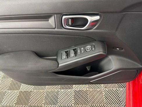 Used 2025 Honda Civic Sport image 22