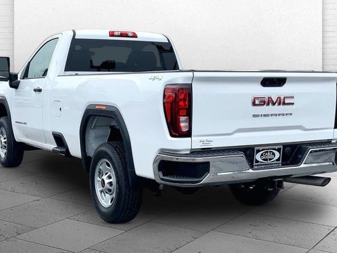 Used 2022 GMC Sierra 2500 Pro w/ Convenience Package AWD/4WD image 8