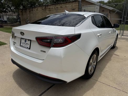 Used 2016 Kia Optima Hybrid w/ Hybrid Convenience Package FWD image 14