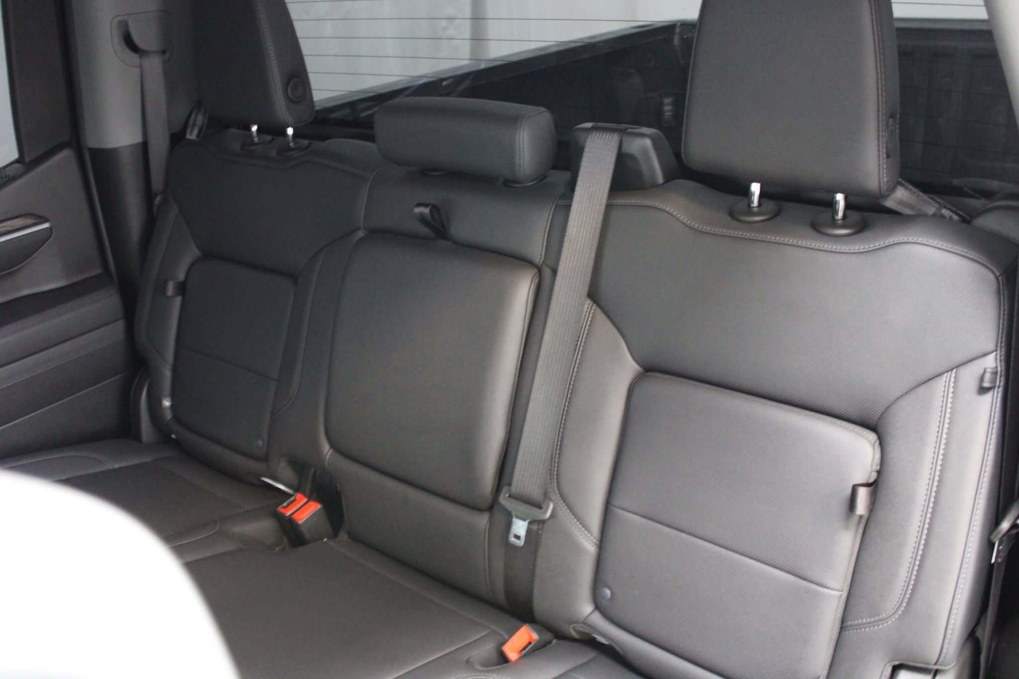 Used 2025 Chevrolet Silverado 1500 LTZ AWD/4WD image 21